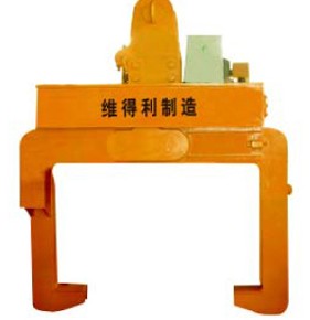 Electricai pan-style horizontal roll clamp